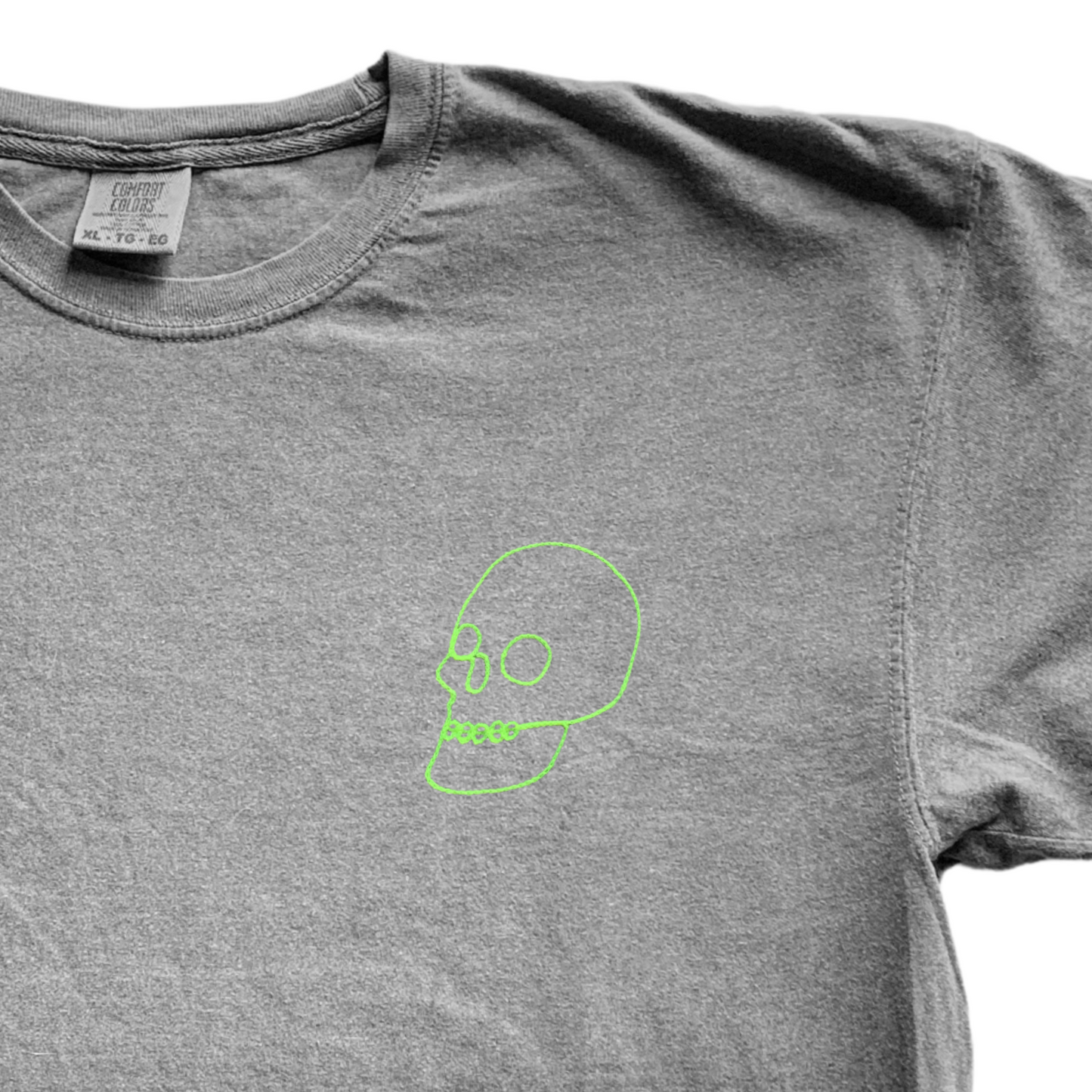 ADULT XL Vintage Gray Spooky Skull Chainstitch Tshirt