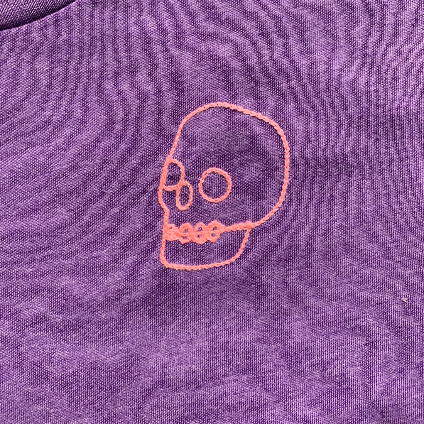 KIDS 10/12 Spooky Skull Chainstitch Tshirt